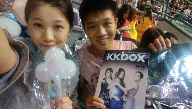 四年前的S.H.E演唱會，當時感應十分強烈，如今，還是歷歷在目。